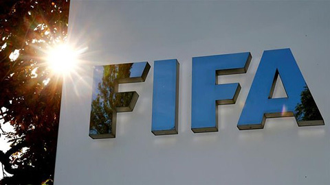 FIFA sẽ cấm thi đấu tối thiểu 10 trận đối với các hành vi phân biệt chủng tộc