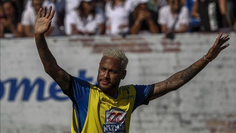 Neymar chọc ngoáy PSG bằng phát biểu cực sốc