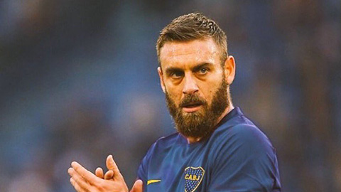 Cựu thủ quân Roma gia nhập Boca Juniors theo hợp đồng 1 năm