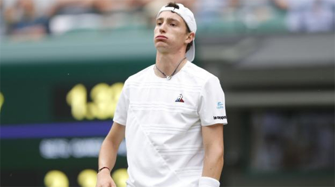 Vẻ mặt thất vọng của Ugo Humbert