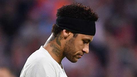 Không được ra đi, Neymar ngậm ngùi du đấu Trung Quốc với PSG