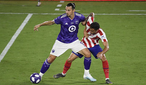 Ibrahimovic phải đi nghỉ sớm khiến hàng công MLS All Stars không còn gây ra được khó khăn cho đối thủ