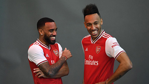 Aubameyang & Lacazette cùng gia hạn với Arsenal