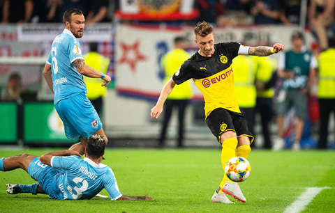 Reus mở tỷ số cho Dortmund ở đầu hiệp 2