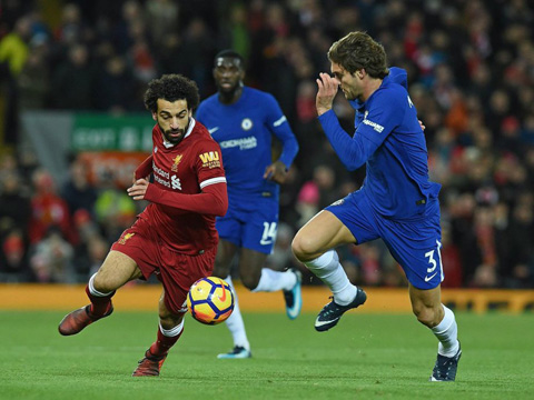 Salah (trái) sẽ lại là đầu tàu đưa Liverpool đến chiến thắng