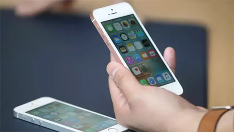 iPhone SE bất ngờ mở bán trở lại với giá cực rẻ, chỉ từ 2 triệu đồng