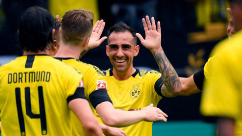 Vòng 1 Bundesliga: Dortmund hủy diệt đối thủ