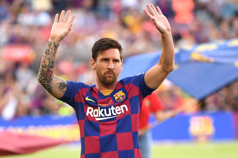 Khoảng trống sau lưng Messi là điều Barca phải âu lo