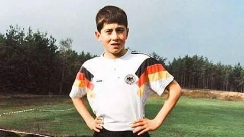 Lewandowski hồi bé rất còi cọc