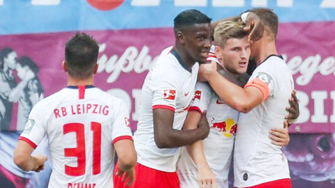 Timo Werner đáp lễ với RB Leipzig