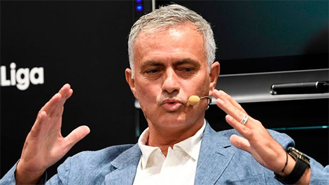 Mourinho giải thích tại sao Man City và Liverpool đang bỏ xa phần còn lại
