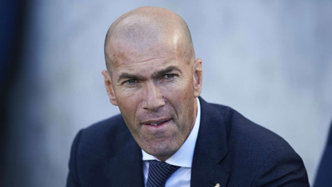 Zidane không sợ mất ghế vào tay Mourinho