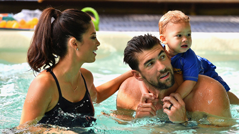 Bơi lội chính là phao cứu rỗi giúp Michael Phelps tìm thấy tình yêu cuộc đời