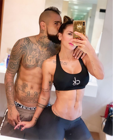 Siêu mẫu thể hình Sonia Isaza quyết bênh Vidal trước “quyền lực” của bộ đôi Antonella và Messi