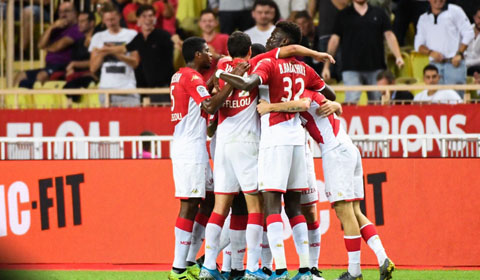 Niềm vui chiến thắng của các cầu thủ Monaco