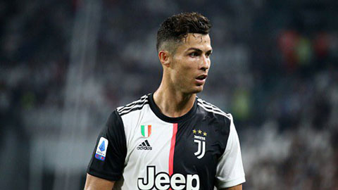 Ronaldo sút phạt tệ thứ 2 trong lịch sử Serie A