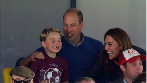 Gia đình Hoàng tử trợ lực, Aston Villa đại thắng Norwich