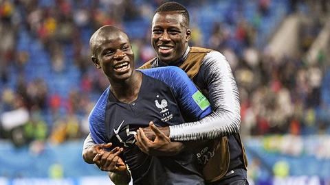 Kante 'chữa lành' tuyến giữa Les Bleus
