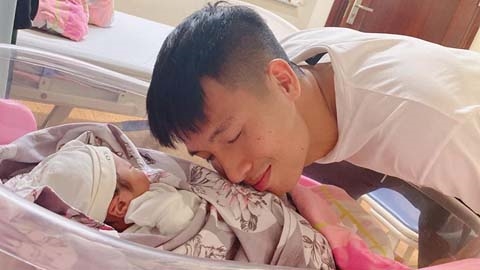 Trung vệ Bùi Tiến Dũng lên chức sau ngày 20/10