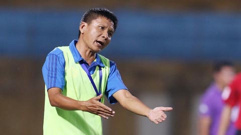 HLV Võ Đình Tân: ‘Muốn quay lại V.League,  Sanna Khánh Hoà cần có sự chung tay từ nhiều phía’