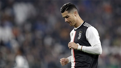 Sarri tiết lộ Ronaldo sẽ không thi đấu gặp Lecce