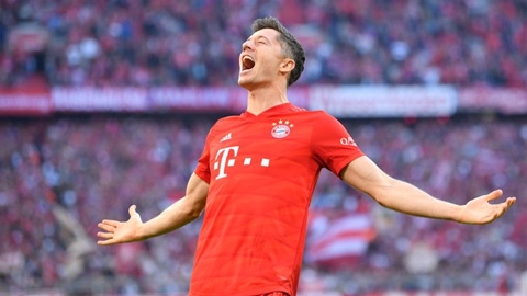 Lewandowski lập kỷ lục ghi bàn tại Bundesliga Lewandowski lập kỷ lục ghi bàn tại Bundesliga