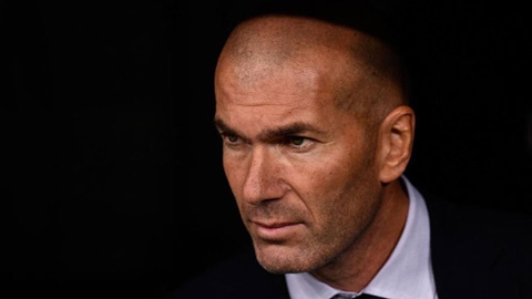 Zidane âm thầm 'phẫu thuật' Real Madrid