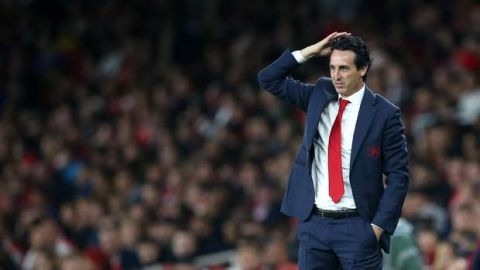 Arsenal đang đếm giờ Emery ra đi