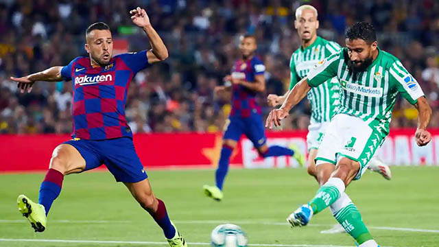 Jordi Alba - Hậu vệ trái người Tây Ban Nha đã gặp vấn đề ở đùi trong mùa giải này