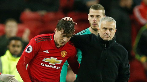 Trung vệ M.U thừa nhận nhớ Mourinho Trung vệ M.U thừa nhận nhớ Mourinho