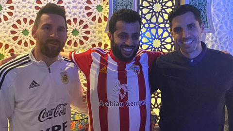 Messi đến chơi nhà, cùng xem bóng đá với ông chủ CLB Almeria