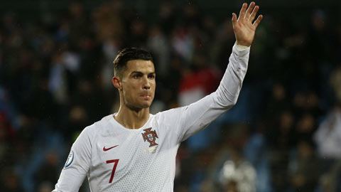 Ronaldo ghi nhiều bàn nhất cho ĐT Bồ Đào Nha trong 1 năm qua