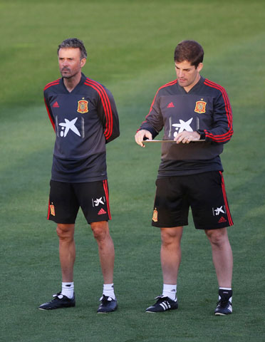 HLV Enrique trở lại dẫn dắt Tây Ban Nha sau hơn nửa năm nhường ghế cho Moreno