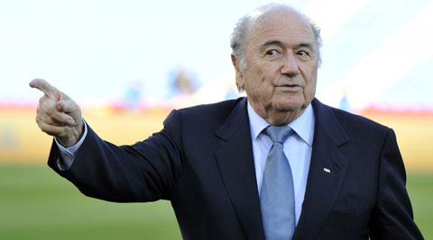 Cựu chủ tịch FIFA, Sepp Blatter, chịu ảnh hương không nhỏ vì pha bóng của Henry