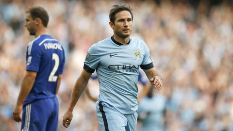 Lampard từng ra mắt Etihad trong trận tiếp đón... Chelsea
