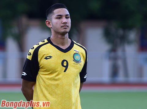 Faiq Bolkiah bất ngờ có tên trong đội hình xuất phát dù trước đó ngồi trên ghế dự bị - Ảnh: Đức Cường 