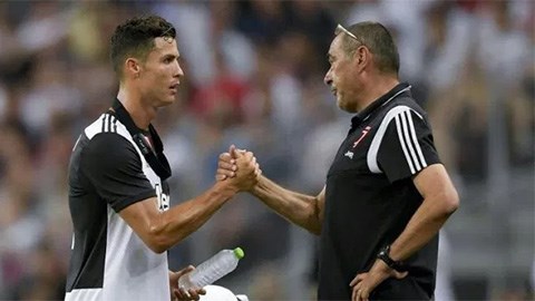 Sarri nhận thấy dấu hiệu tích cực dù chưa nói chuyện với Ronaldo Sarri nhận thấy dấu hiệu tích cực dù chưa nói chuyện với Ronaldo