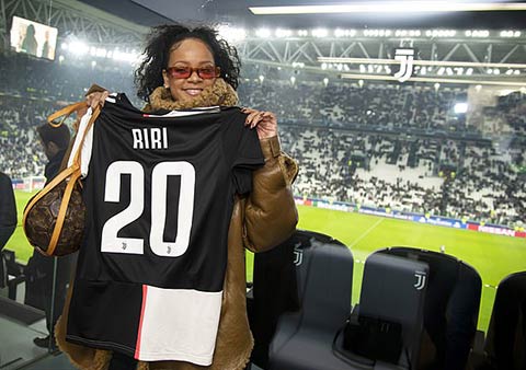 Rihanna có mặt để cổ vũ Juventus