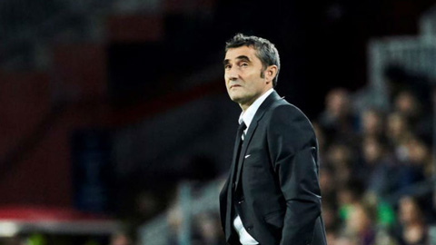 Valverde: "Thời gian trôi qua, Messi và Griezmann sẽ hiểu nhau hơn" Valverde: "Thời gian trôi qua, Messi và Griezmann sẽ hiểu nhau hơn"