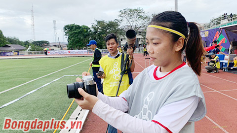Bật mí chiếc máy ảnh của đội trưởng ĐT nữ Việt Nam tại SEA Games 2019 