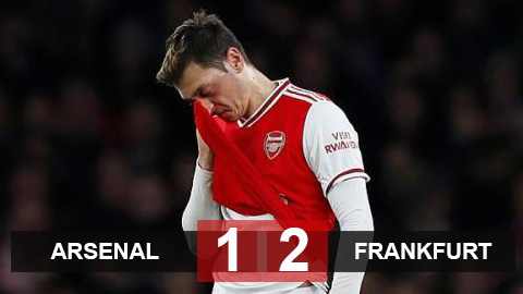 Arsenal 1-2 Frankfurt: Pháo thủ bị ngược dòng, Emery nguy cơ bị sa thải