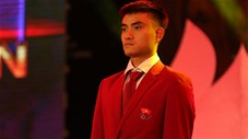 Kiếm thủ Vũ Thành An hồi hộp khi cầm cờ Đoàn TTVN tại SEA Games 2019