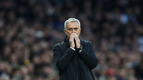 Mourinho dùng đòn tâm lý chiến với M.U