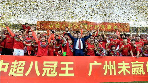Cannavaro giúp Guangzhou Evergrande lập kỷ lục khó tin ở Trung Quốc