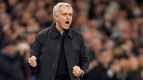 Mourinho có thể lập cột mốc đặc biệt nếu cùng Tottenham thắng M.U