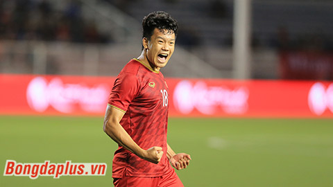 Thành Chung đang là trung vệ chơi ổn định nhất của U22 Việt Nam tại SEA Games 30