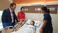 Trung vệ ĐT nữ Việt Nam - Trần Thị Hồng Nhung nhập viện vì kiệt sức