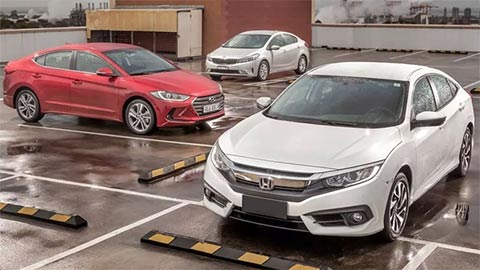 Kia Cerato, Toyota Corolla Altis, Honda Civic, Hyundai Elantra 2019 giảm giá mạnh - đua doanh số