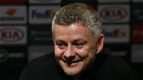 Solskjaer bóng gió kế hoạch bổ sung 3 tân binh cho M.U