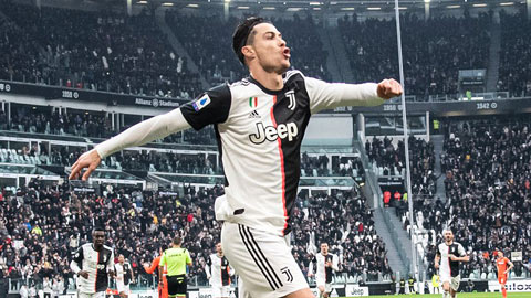 Ronaldo lần đầu ghi hơn 1 bàn cho Juventus sau 9 tháng